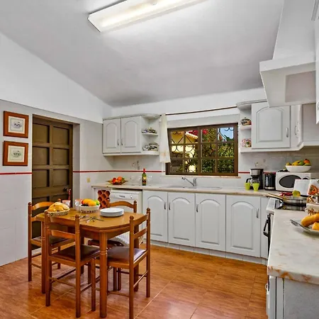 Isabel By Вилла *